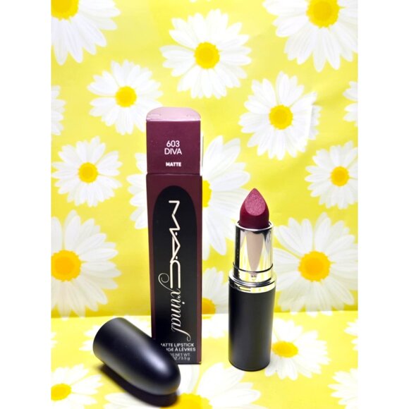 Mac Cosmetics M·A·CXIMAL Matte Lipstick 603 DIVA  0.12 Oz - Picture 5 of 6